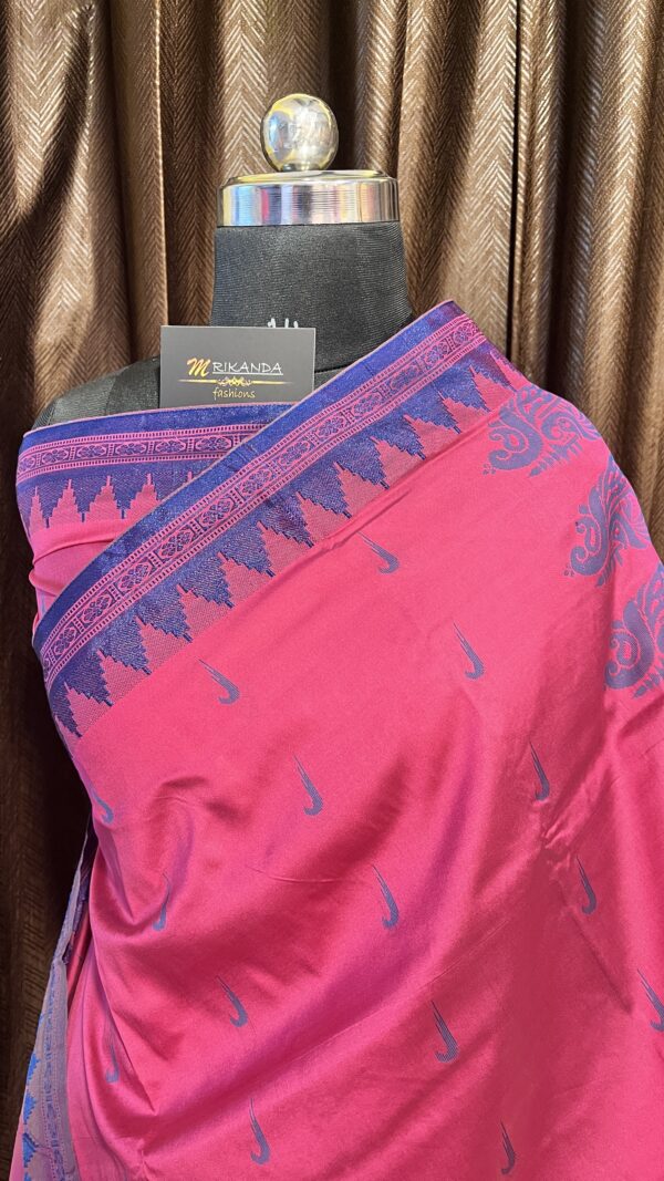 Banarasi Silk Saree with Thread Work - Image 2