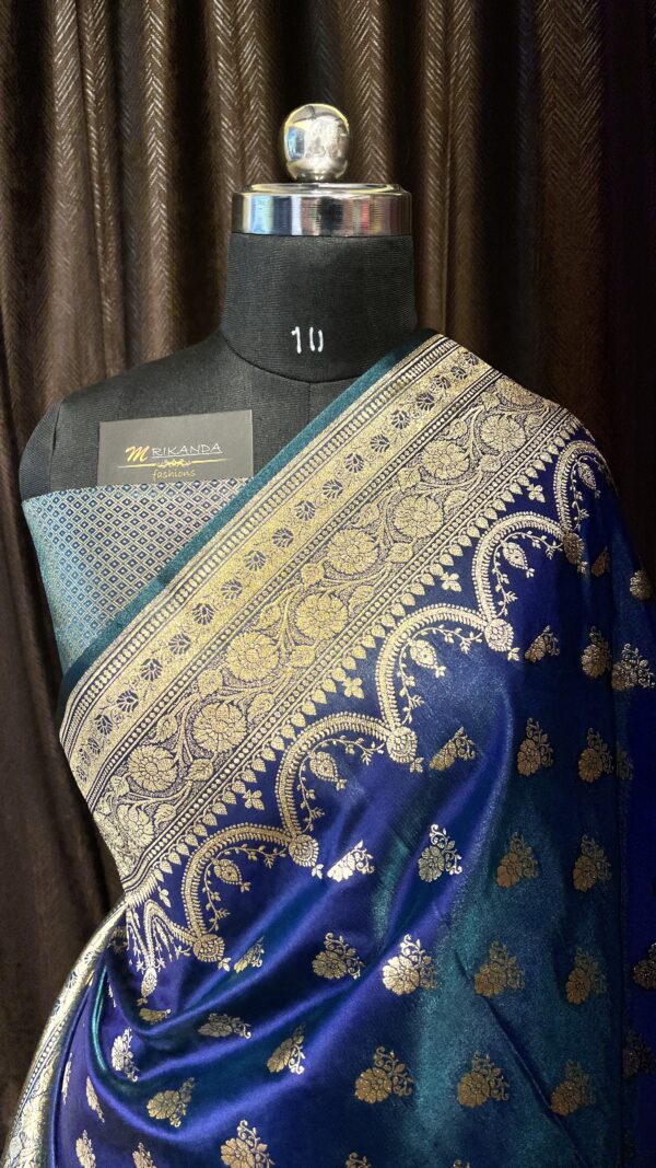 Banarasi Pure Katan Saree with Boota - Image 4